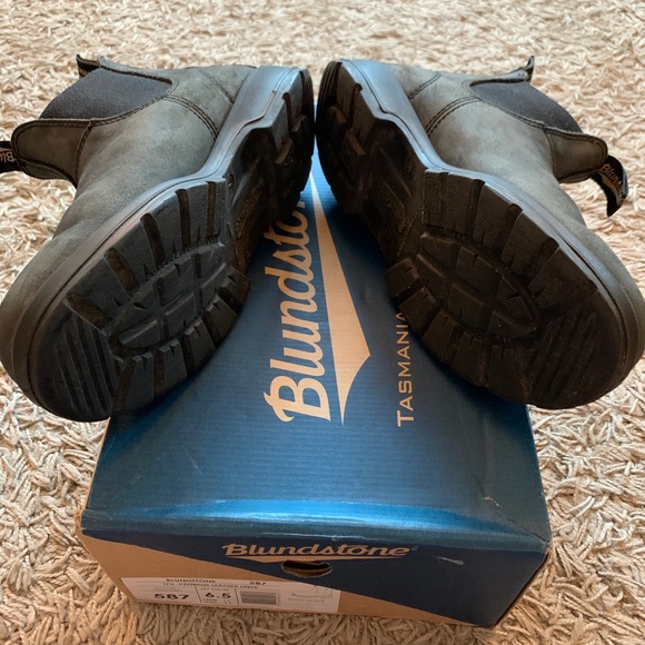 Blundstone boots - Picture 2 of 8